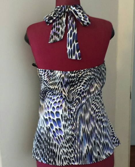 Top - Picture 2 of 3